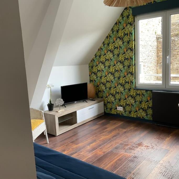 En Plein Centre De Dinan Apartment Ngoại thất bức ảnh